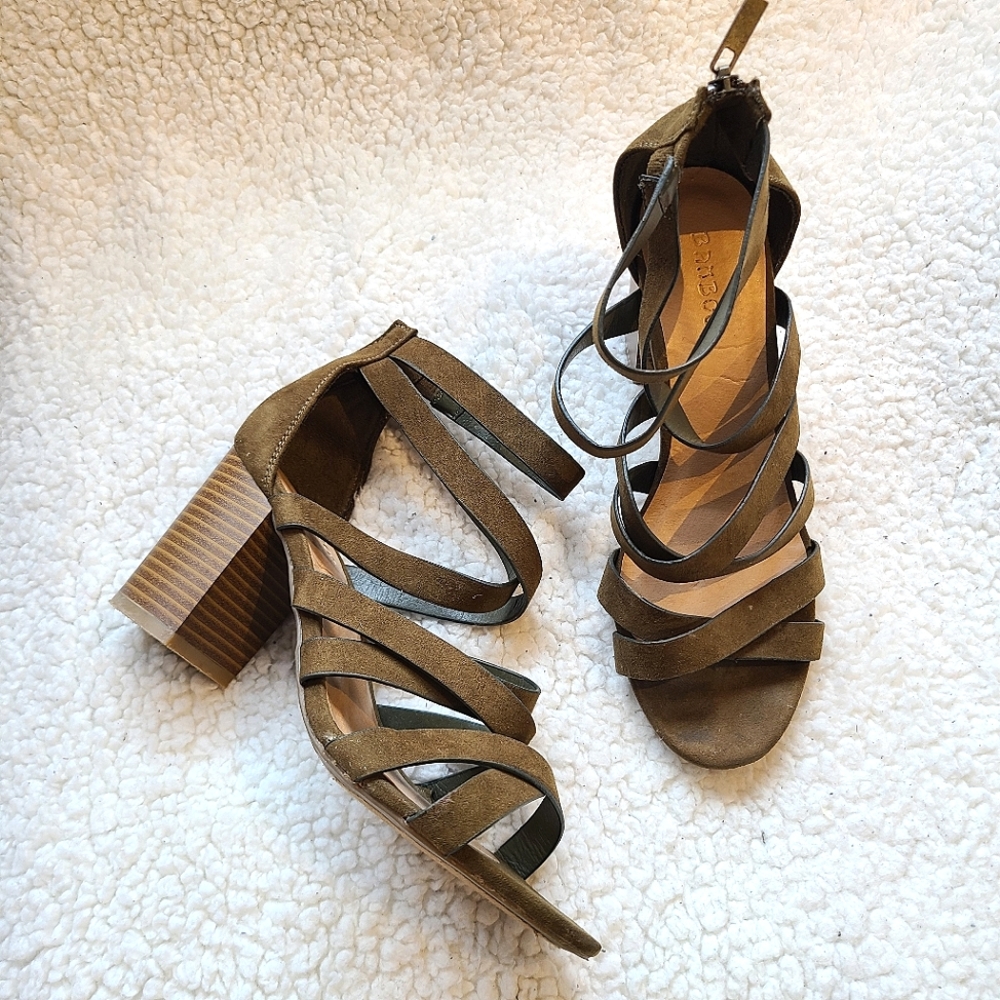 Bamboo - Taste - olive green strappy heels